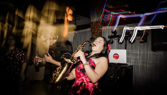 wedding dj in melbourne that has great client testimonials
